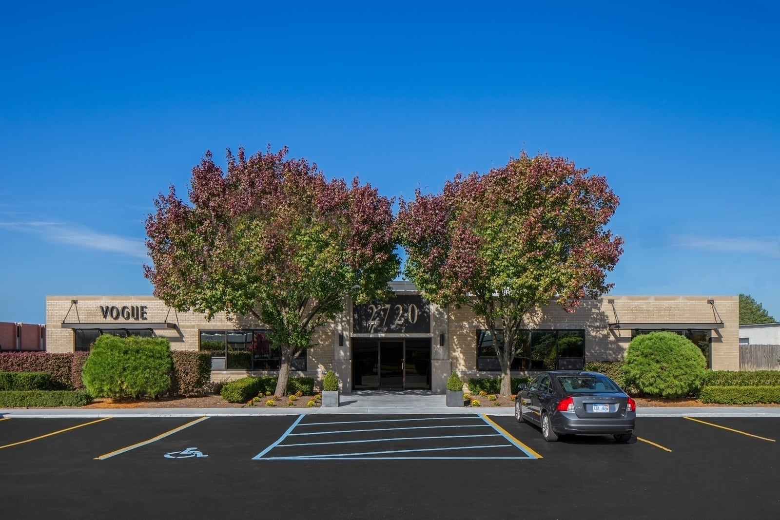 Contact Us Vogue Furniture